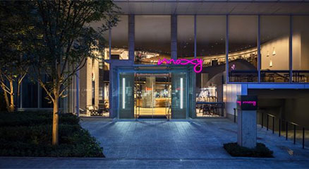 Glass entrance to the Moxy hotel